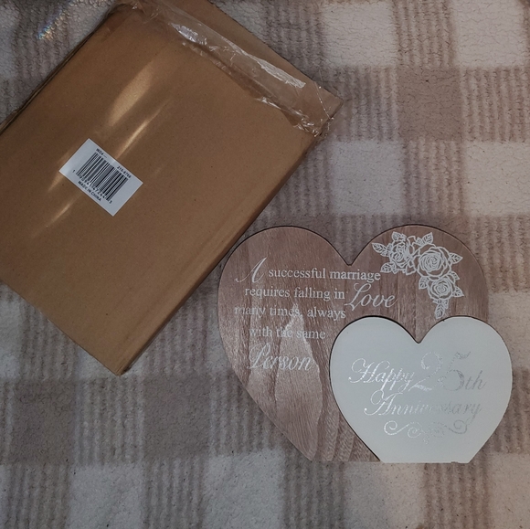 NIB 3D Heart Shaped Wedding Anniversary Memento with Reversible Number Heart - Picture 3 of 13